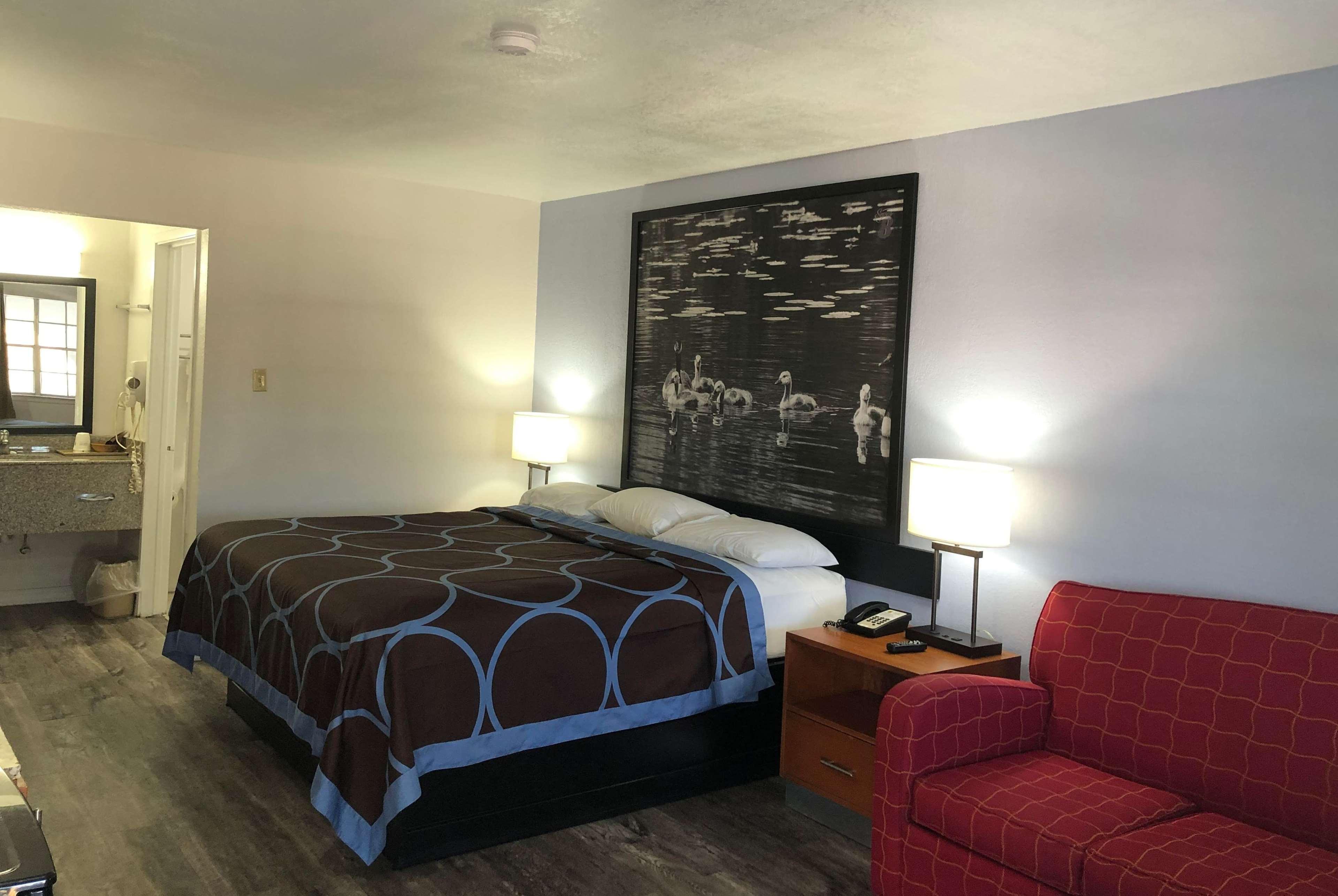 Super 8 By Wyndham - Canton, Texas Екстериор снимка